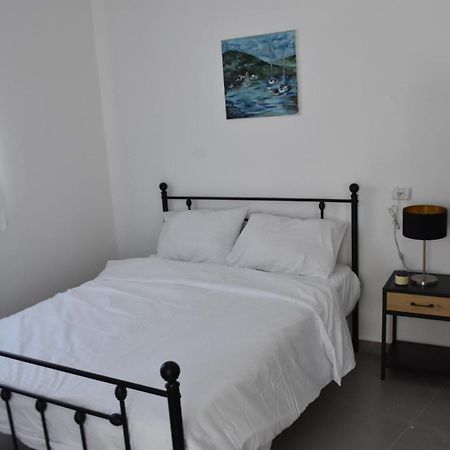 Luxury 2-Room Suite In The Center Of Downtown ไฮฟา ภายนอก รูปภาพ