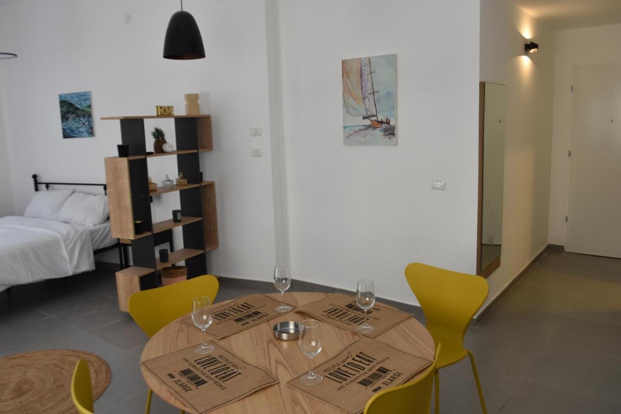 Luxury 2-Room Suite In The Center Of Downtown ไฮฟา ภายนอก รูปภาพ