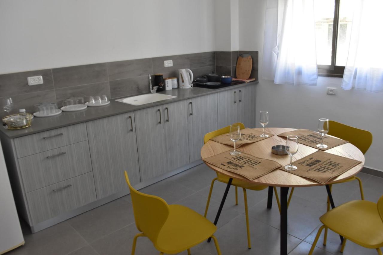Luxury 2-Room Suite In The Center Of Downtown ไฮฟา ภายนอก รูปภาพ