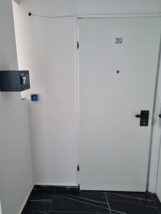 Luxury 2-Room Suite In The Center Of Downtown ไฮฟา ภายนอก รูปภาพ