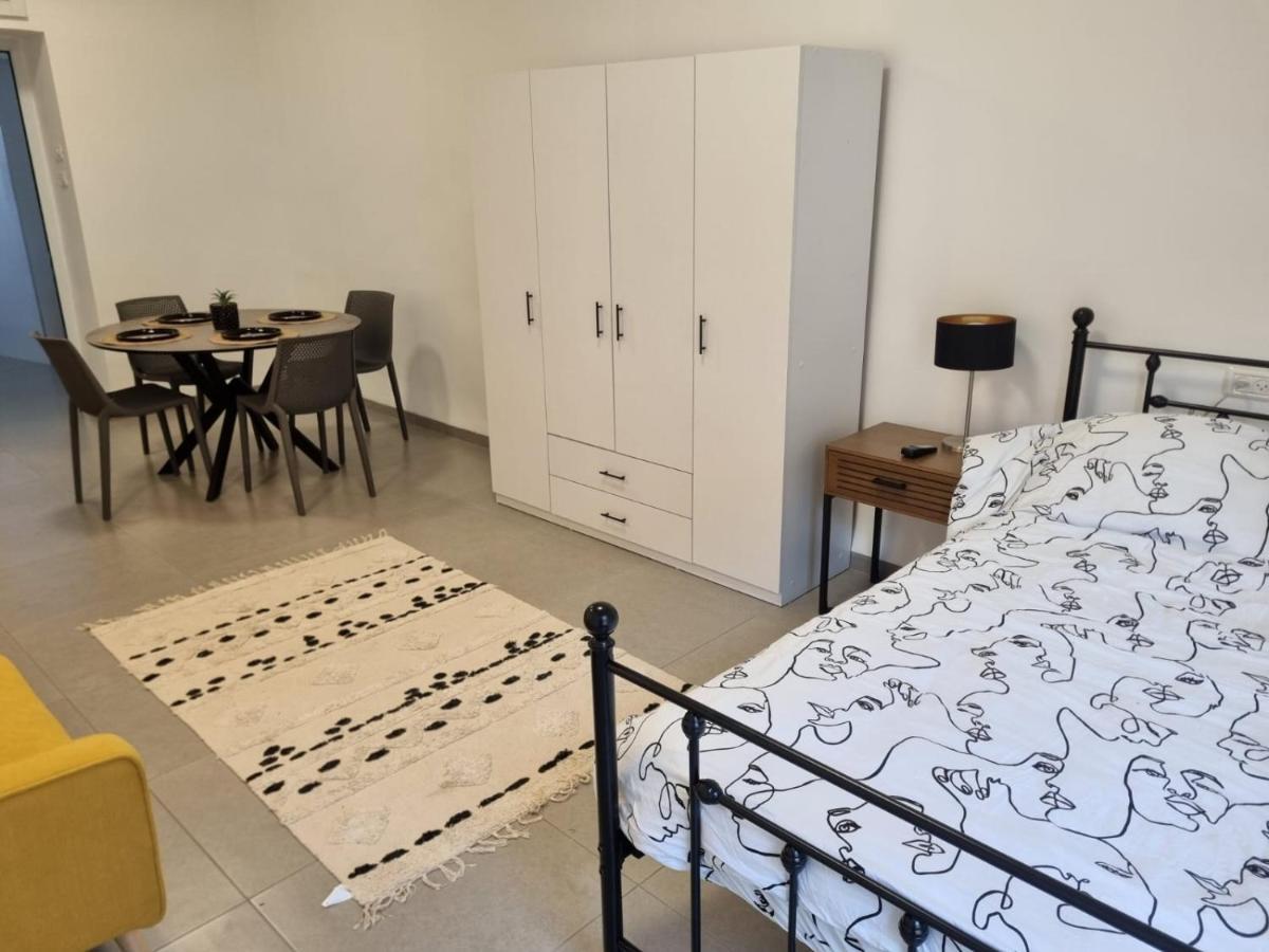 Luxury 2-Room Suite In The Center Of Downtown ไฮฟา ภายนอก รูปภาพ